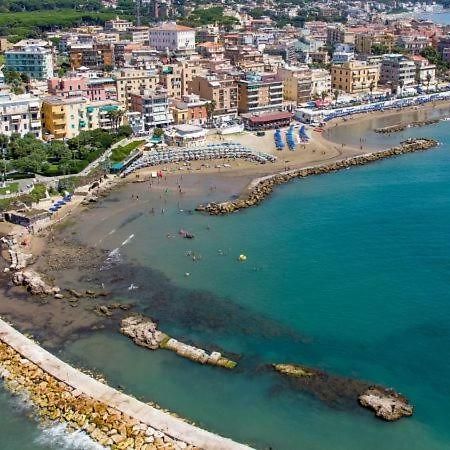 Happyhouse Apartment Anzio Exterior photo